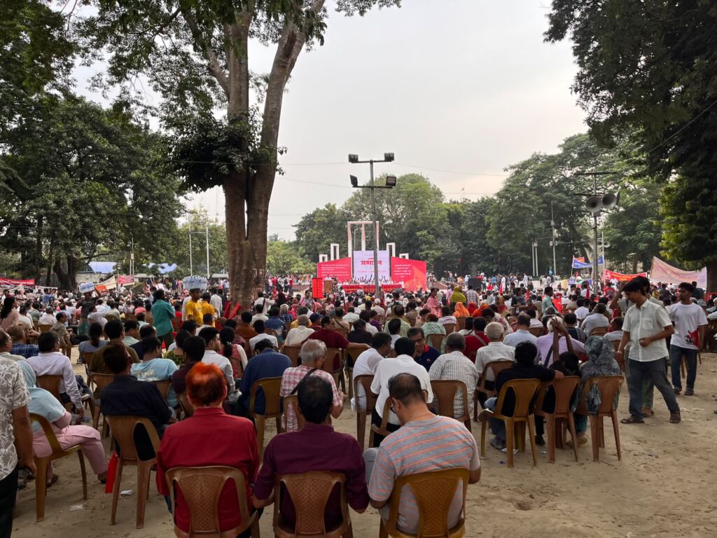 কেন্দ্রীয় শহীদ মিনারে সাম্রাজ্যবাদ ও যুদ্ধবিরোধী জোটের সমাবেশ