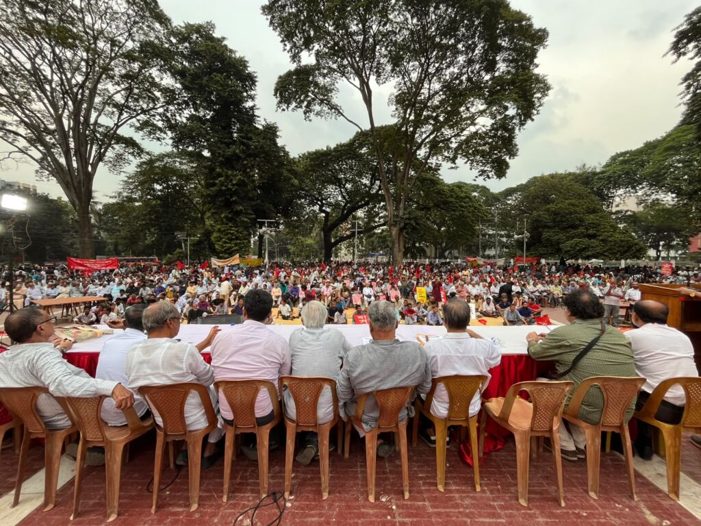 কেন্দ্রীয় শহীদ মিনারে সাম্রাজ্যবাদ ও যুদ্ধবিরোধী জোটের সমাবেশ